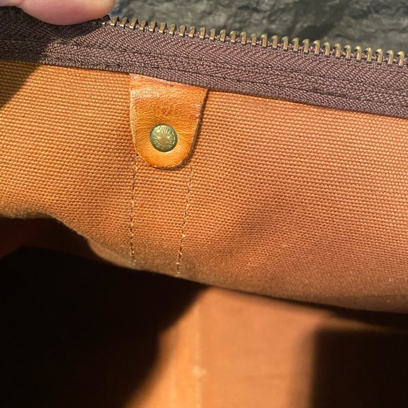Vintage Louis Vuitton Keepall 55 - Picture 6 of 16